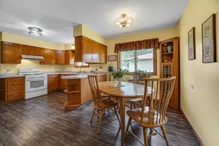 1001 W 39th Ave, Hobart, IN 46342 - Photo 5