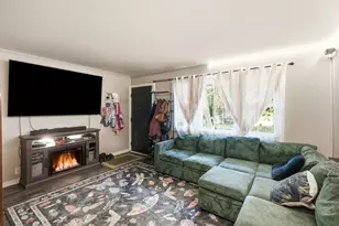 2262 Vanderburg St, Lake Station, IN 46405 - Photo 5