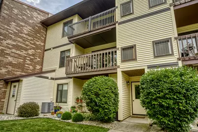 827 N Summit Park Court N, Crown Point, IN 46307 - Photo 1