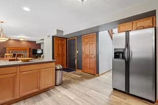 3256 Brighton Ln, Valparaiso, IN 46385 - Photo 25