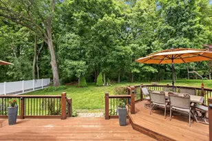 3256 Brighton Ln, Valparaiso, IN 46385 - Photo 9