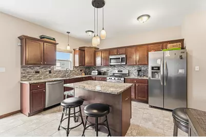 2451 W 85th Lane, Merrillville, IN 46410 - Photo 17