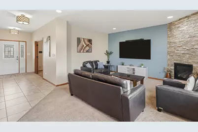 2451 W 85th Lane, Merrillville, IN 46410 - Photo 9