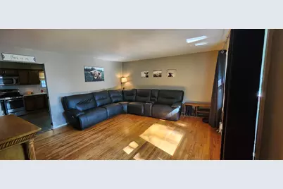 3348 W 80th Avenue, Merrillville, IN 46410 - Photo 3