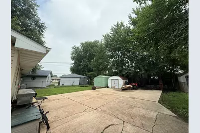 3348 W 80th Avenue, Merrillville, IN 46410 - Photo 15