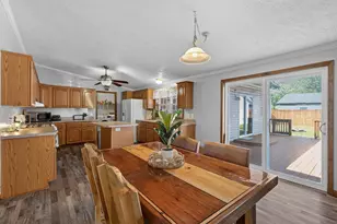 371 Pinewood Dr, Valparaiso, IN 46385 - Photo 15