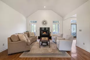 10152 N Beverly Ln, La Porte, IN 46350 - Photo 5