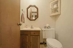 1402 Wood St, Valparaiso, IN 46383 - Photo 19