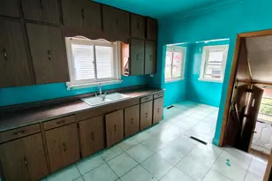 233 Oakwood St, Hammond, IN 46324 - Photo 17