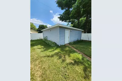 4920 E 27th Avenue, Lake Station, IN 46405 - Photo 23
