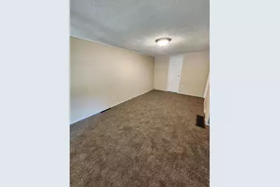 4920 E 27th Avenue, Lake Station, IN 46405 - Photo 13