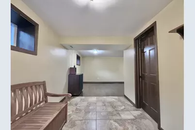8223 Maple Avenue, Gary, IN 46403 - Photo 17