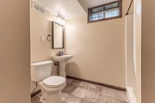 8223 Maple Ave, Gary, IN 46403 - Photo 33