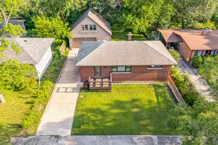 8223 Maple Ave, Gary, IN 46403 - Photo 49