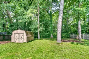 2916 Elmwood St, Portage, IN 46368 - Photo 25