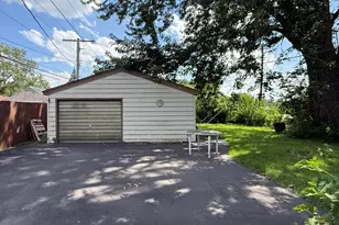3352 Kenwood St, Hammond, IN 46323 - Photo 25