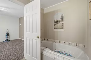 12534 N Kozak Dr, Wheatfield, IN 46392 - Photo 17
