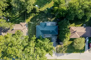108 Edgewood Ct, La Porte, IN 46350 - Photo 5