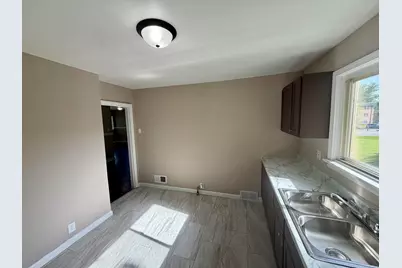 1855 W 57th Avenue, Merrillville, IN 46410 - Photo 3