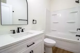 11113 Quail Run Dr W, Wheatfield, IN 46392 - Photo 25