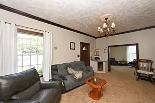 500 S Market St, Winamac, IN 46996 - Photo 9