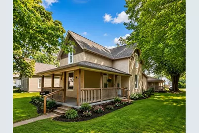 524 N Market Street, Winamac, IN 46996 - Photo 1