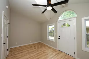 524 N Market St, Winamac, IN 46996 - Photo 21