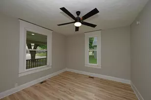 524 N Market St, Winamac, IN 46996 - Photo 13