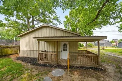 524 N Market Street, Winamac, IN 46996 - Photo 3