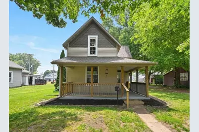 524 N Market Street, Winamac, IN 46996 - Photo 1