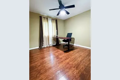 2309 Four Seasons Pkwy, Crown Point, IN 46307 - Photo 9