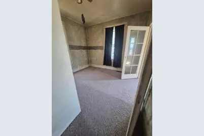 521 W 21st Street, Connersville, IN 47331 - Photo 7