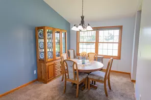 10216 New Hampshire St, Crown Point, IN 46307 - Photo 7