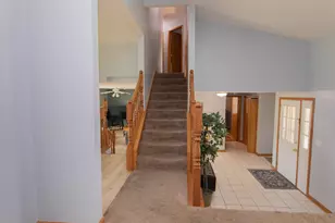 10216 New Hampshire St, Crown Point, IN 46307 - Photo 17