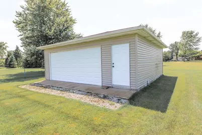 10216 New Hampshire Street, Crown Point, IN 46307 - Photo 3