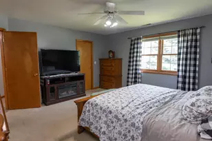 10216 New Hampshire St, Crown Point, IN 46307 - Photo 25