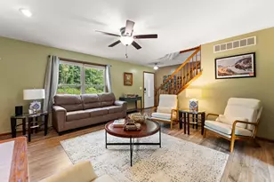 3021 Blue Grouse St, Valparaiso, IN 46383 - Photo 5