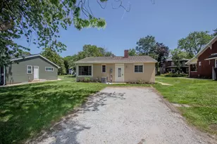 222 N Carroll Ave, Michigan City, IN 46360 - Photo 31