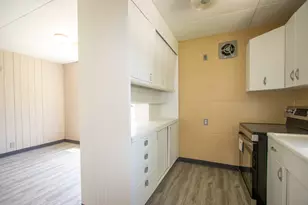 222 N Carroll Ave, Michigan City, IN 46360 - Photo 23