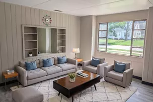 222 N Carroll Ave, Michigan City, IN 46360 - Photo 9