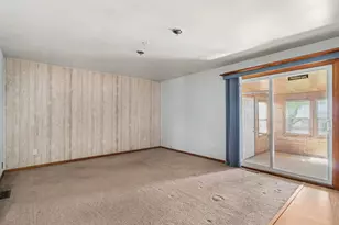 404 Sable Dr, Valparaiso, IN 46385 - Photo 13