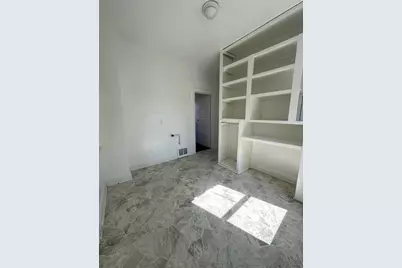 4816 Tod Avenue, East Chicago, IN 46312 - Photo 17