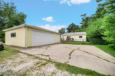 511 S Lawrence Street, Hobart, IN 46342 - Photo 21