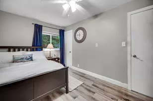 511 S Lawrence St, Hobart, IN 46342 - Photo 13