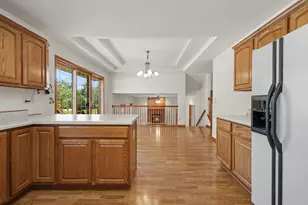 910 Doe Path Ln, Crown Point, IN 46307 - Photo 7