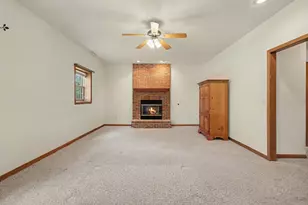 910 Doe Path Ln, Crown Point, IN 46307 - Photo 11