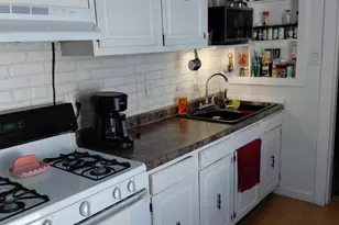 2770 Oakwood St, Portage, IN 46368 - Photo 5