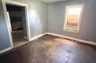 3685 Massachusetts St, Gary, IN 46409 - Photo 5