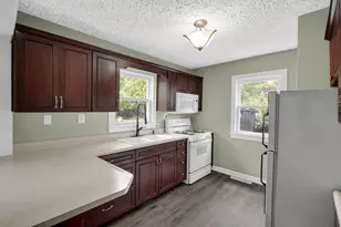 7806 Marshall St, Merrillville, IN 46410 - Photo 3