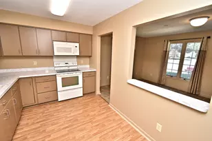 2288 Bordeaux Walk, Highland, IN 46322 - Photo 13